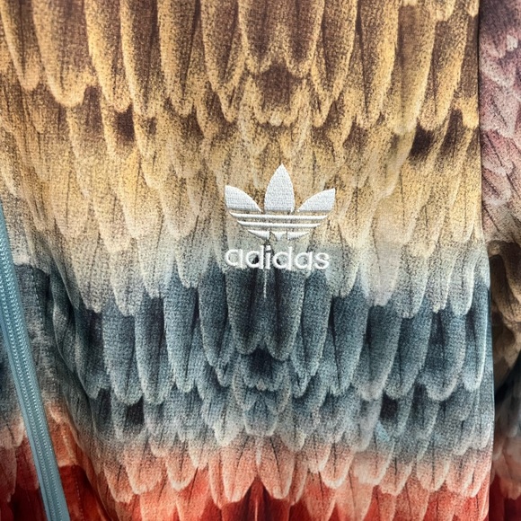 Funky Adidas jacket ! - Picture 2 of 3